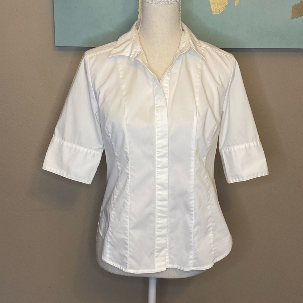 Medium Petite Women’s White Dress Shirt